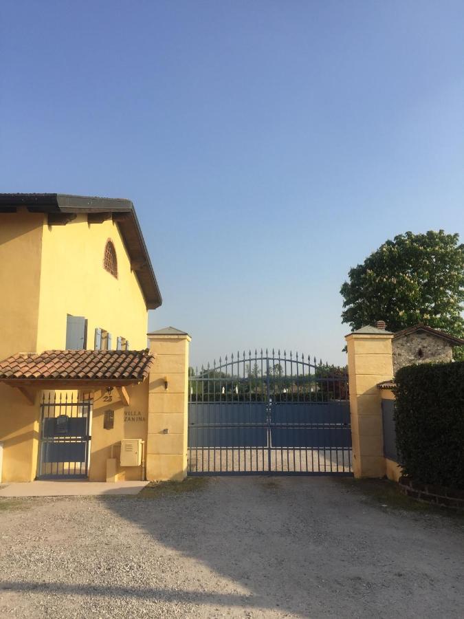 Villa Zanina Sonia Apartment 佩斯基耶拉德加达 外观 照片