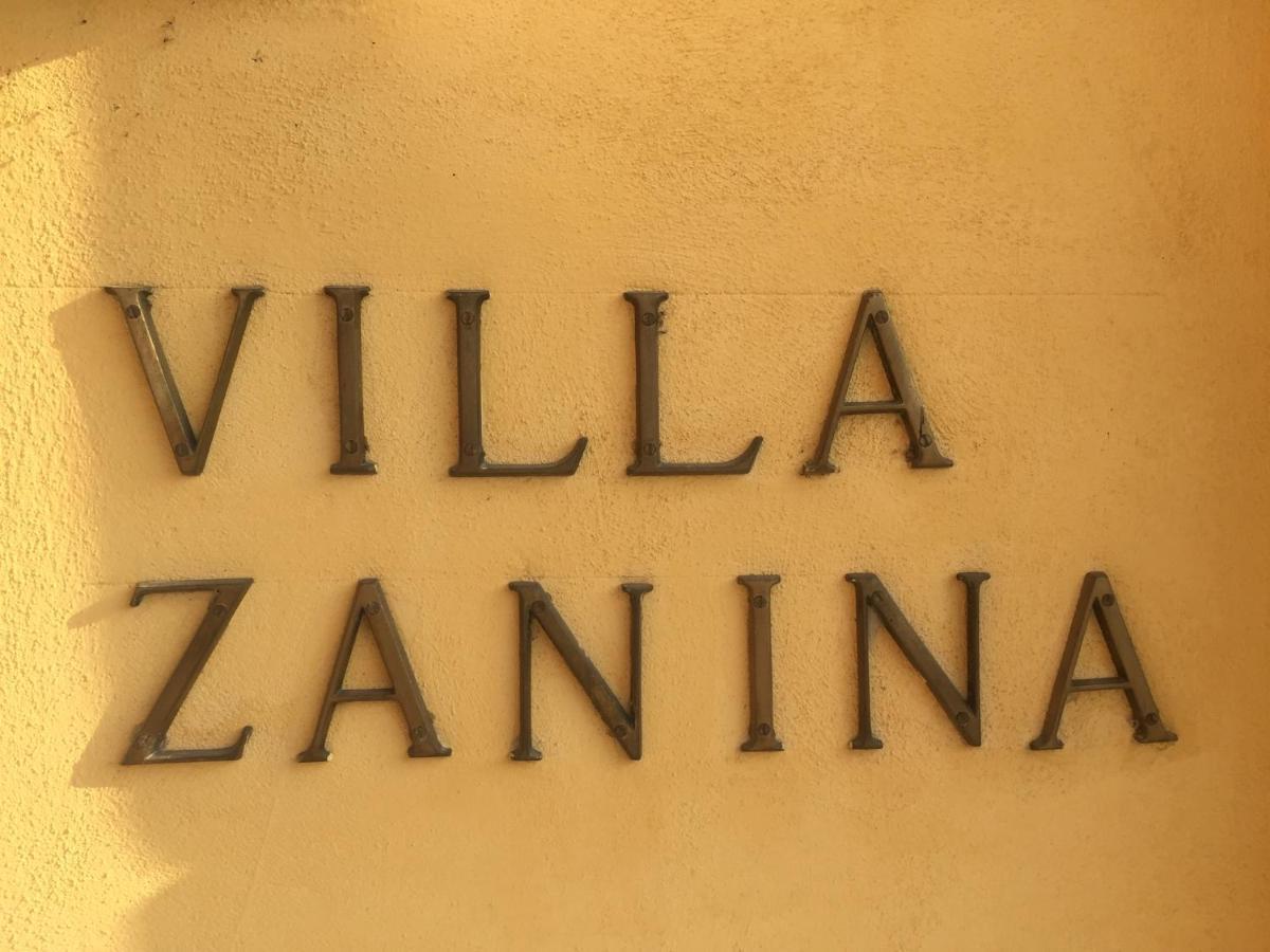 Villa Zanina Sonia Apartment 佩斯基耶拉德加达 外观 照片